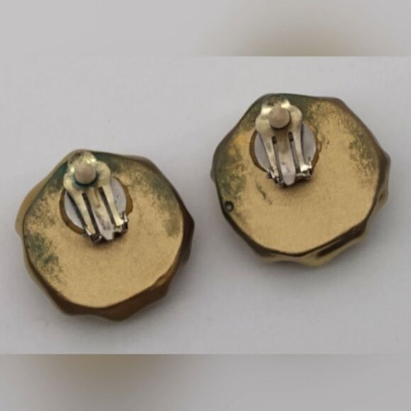 Vintage Gold Jeweled Clip On Earrings - Picture 9 of 14